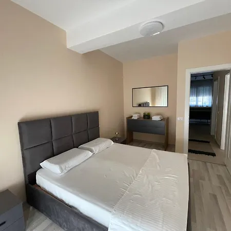 New Bazar - 2 * تيرانا