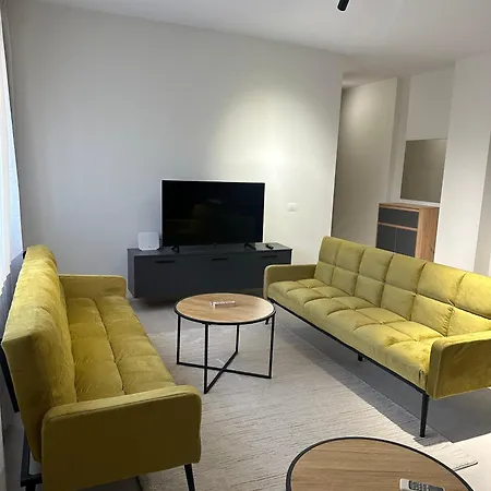 Apartamento New Bazar - 2 Tirana